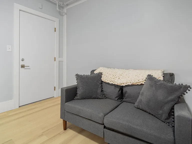504 Stewart Ave — Photo 69