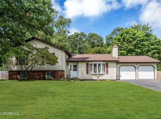 31 Hickory Hill Rd, Jackson, NJ 08527