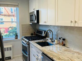 130 Ravine Ave APT 1, Yonkers, NY 10701