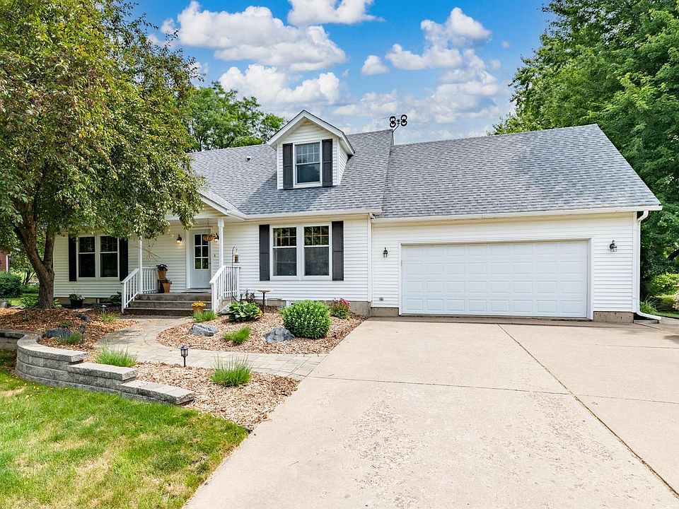 1st image of 67 W Wood Ridge Dr