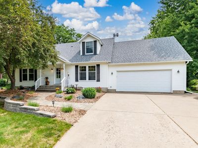 67 W Wood Ridge Dr, River Falls, WI, 54022
