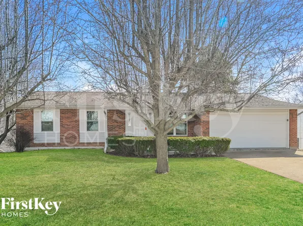 706 Boca Chica Dr, Fenton, MO 63026