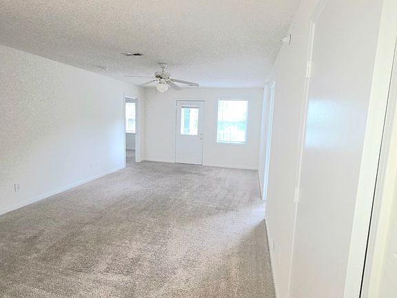 4th image of 1120-202 Carlton Ave
