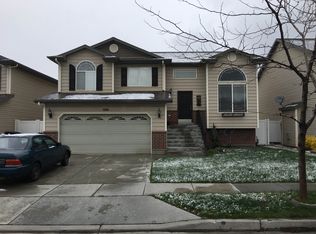 938 W Longleaf Dr, North Salt Lake, UT 84054