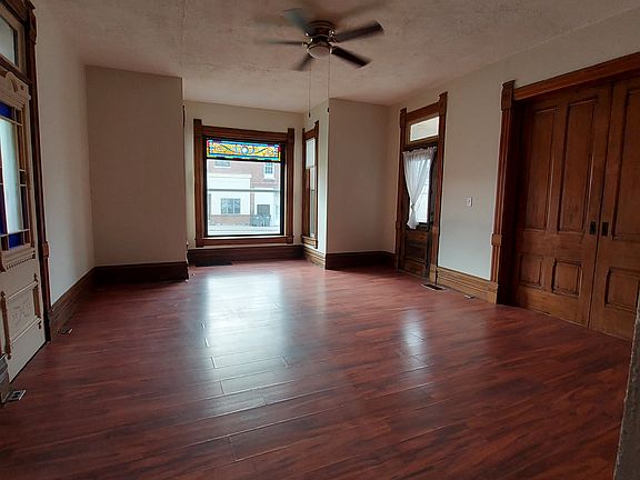 5th image of 112 N Main St #B