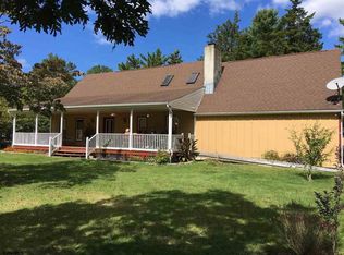 12 Bayberry Ln, Absecon, NJ 08201