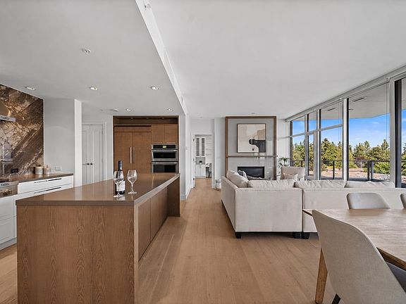 3rd image of 1501 Vidal St #603