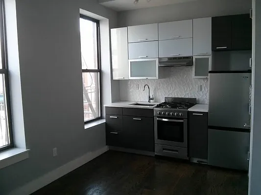 Rented by Loom Group | media 17