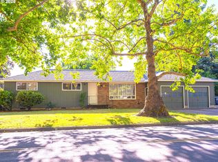 2010 Grove St, Eugene, OR 97404