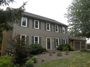 1036 Signal Hill Ln, Lancaster, PA