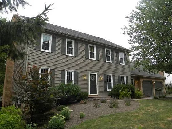 1036 Signal Hill Ln photo 1