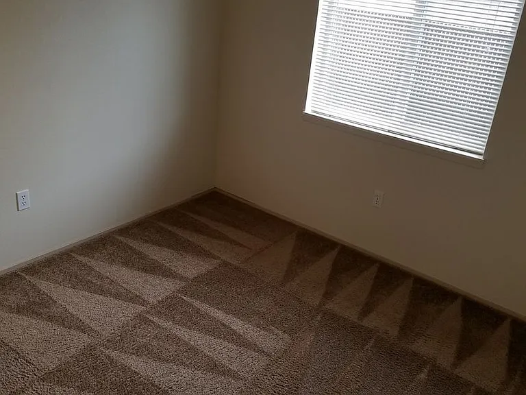 154-Sandy Dr Apts — Photo 19