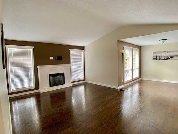 5th image of 1711 SE Park Crest Ave