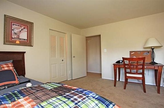 Large 2nd bedroom