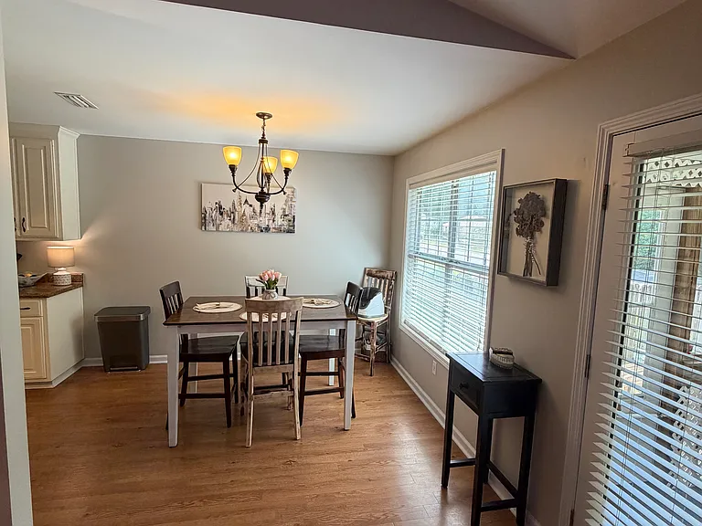 1316 Baywood Rd — Photo 6