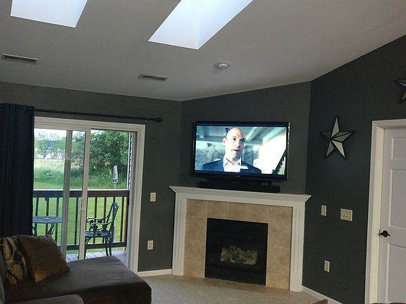 3rd image of 842 Evergreen Dr Unit 8