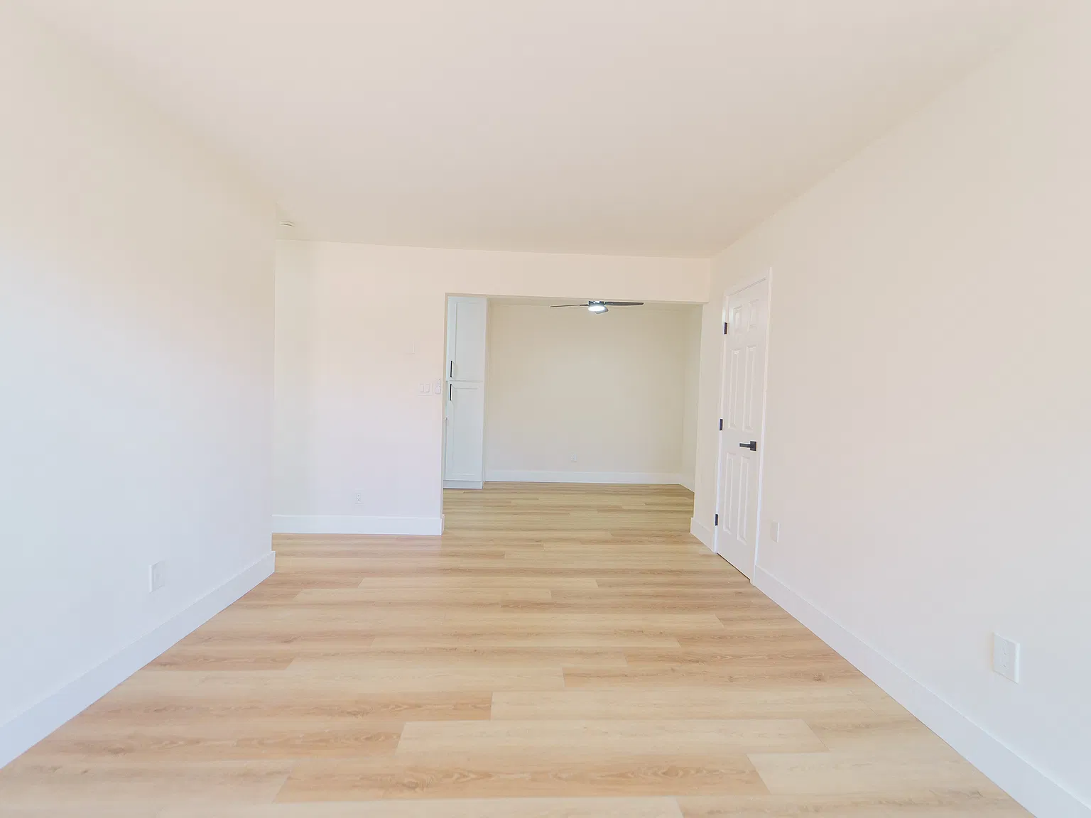 1740 N Ave — Photo 2