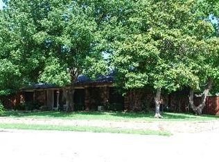 2529 Idlewood Dr, Garland, TX 75040