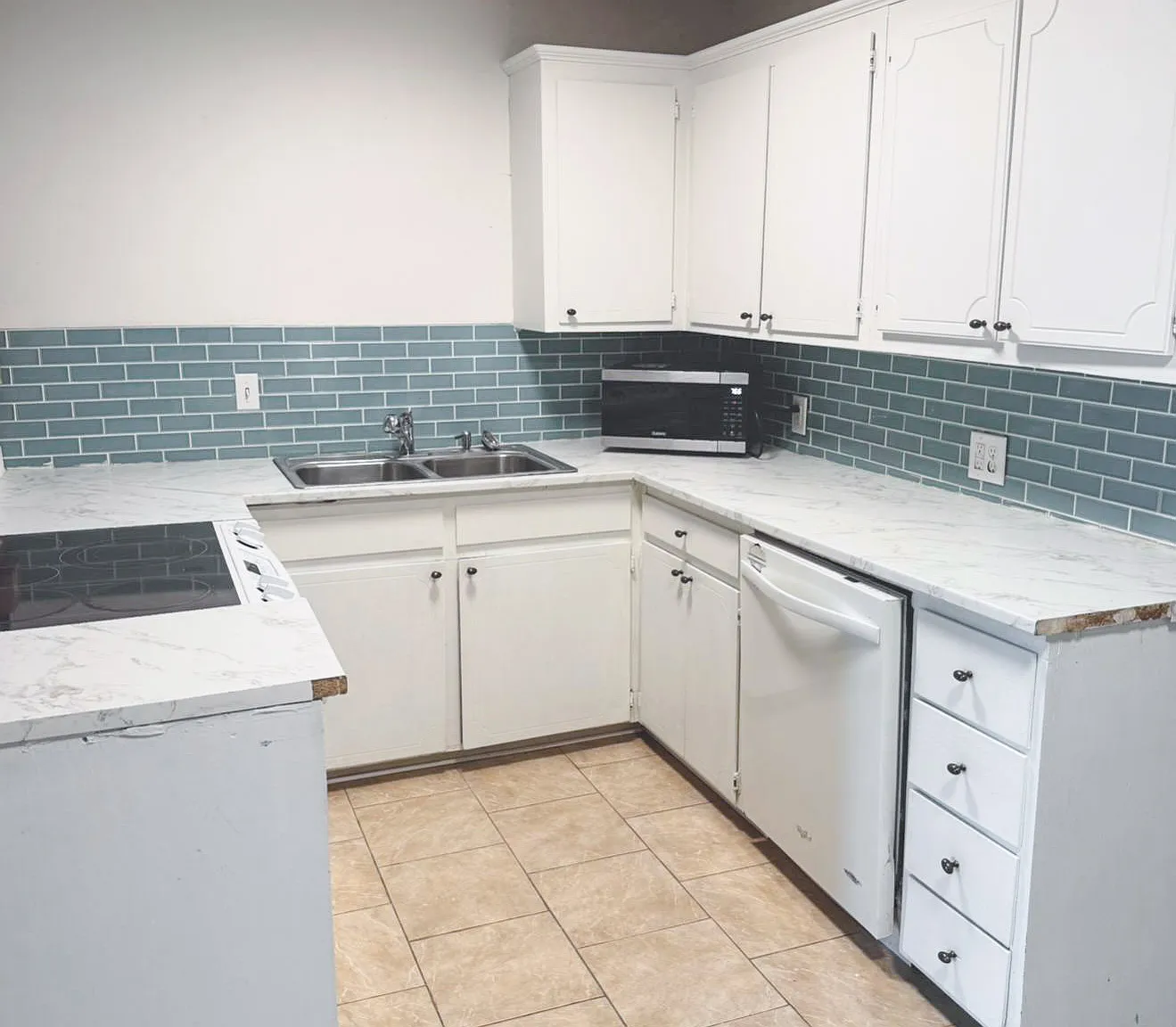 4 bed, 2.0 bath, 1260 sqft, $663 — Photo 3
