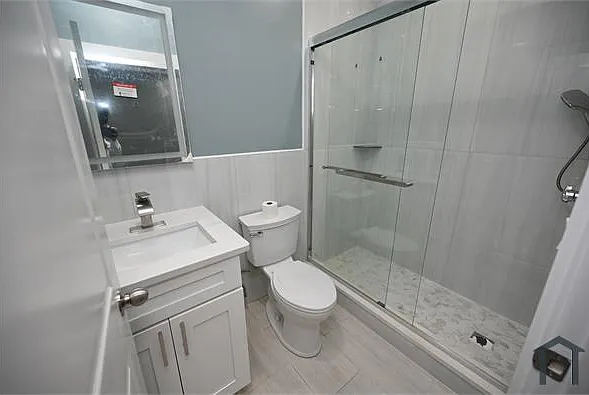 16 Greenwich St #1 — Photo 6