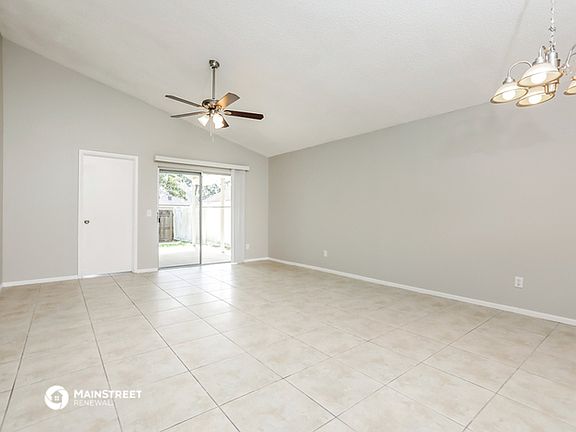 4th image of 1927 Sheeler Oaks Dr