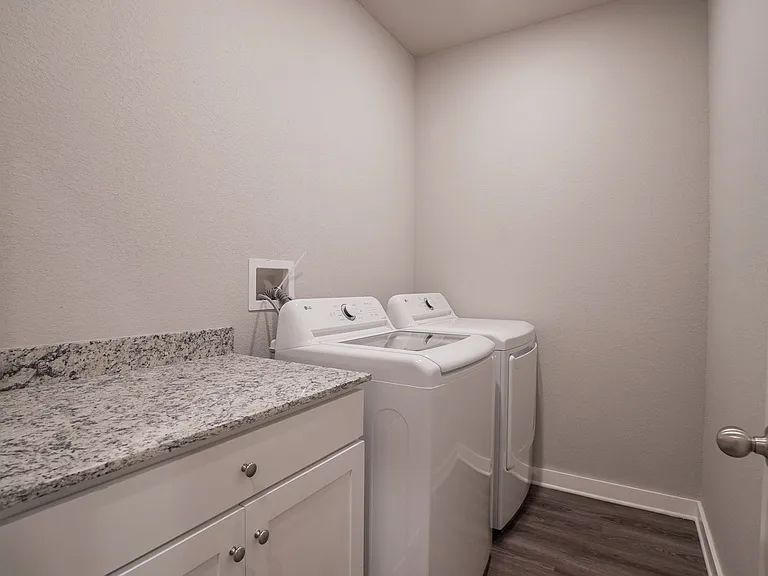 608 N Salem Rd — Photo 9