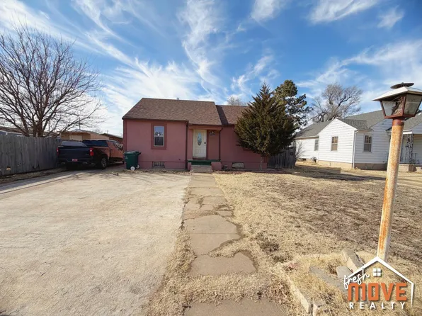 202 Princeton Ave, Liberal, KS 67901
