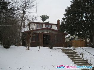 209 Cedar Lake Rd N APT 3, Minneapolis, MN 55405