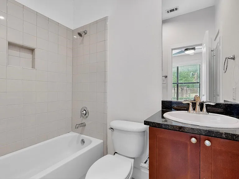 4211 Rawlins St #528 — Photo 14