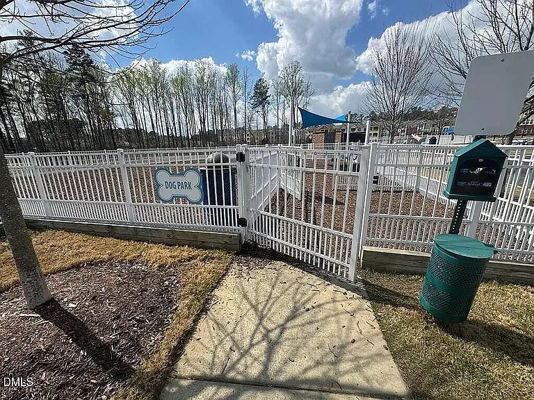 2523 Hutch Ln #1 — Photo 33
