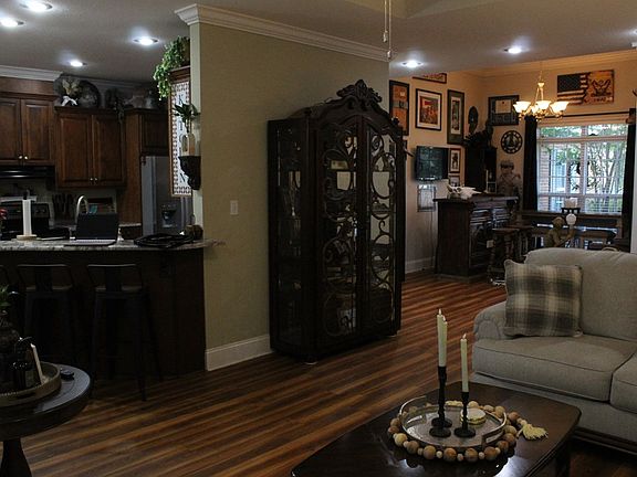 3rd image of 5309 Mimosa Cir