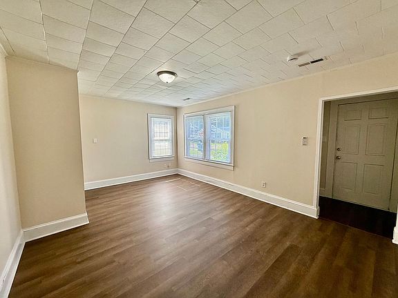 2nd image of 311 Providence Rd