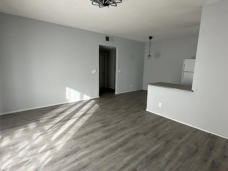 5655 E Sahara Ave #2055 — Photo 2