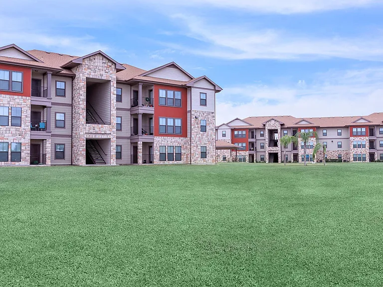 815 N Shary Blvd — Photo 16