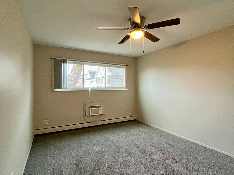 1213 Sycamore St #106 — Photo 7