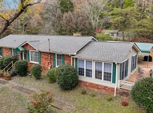 1001 Valley View Rd, Ashland City, TN 37015