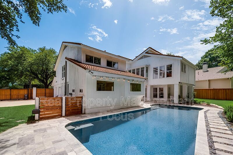1st image of 9533 Rocky Branch Dr