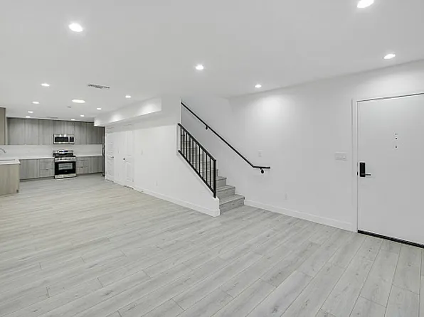 616 Granada St APT 4, Glendale, CA 91205