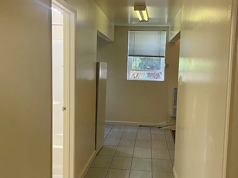 16845 Robey Dr — Photo 2