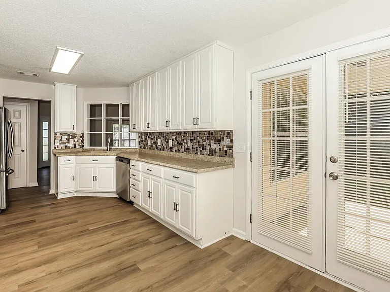 92 Dogwood Lakes Dr — Photo 6