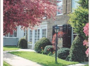 15 Payne St, Hamilton, NY 13346