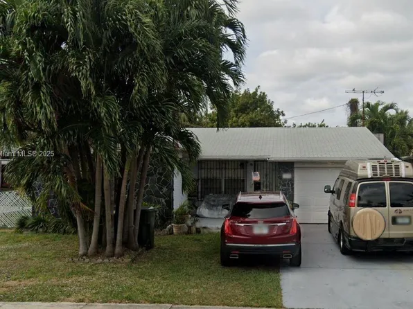 328 SE 2nd Ave, Dania Beach, FL 33004