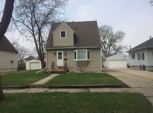 303 Fairview Ave, Fairmont, MN 56031