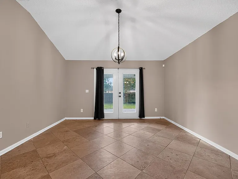 863 Timberjack Ct — Photo 10