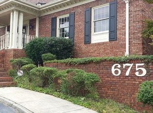 675 Village Square Dr, Stone Mountain, GA 30083