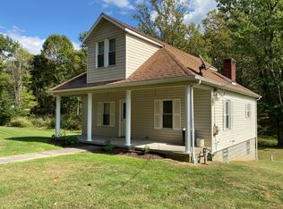 138 Mountain Rd, Uniontown, PA 15401