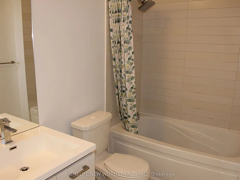 87 Peter St #Penthouse 106 — Photo 25