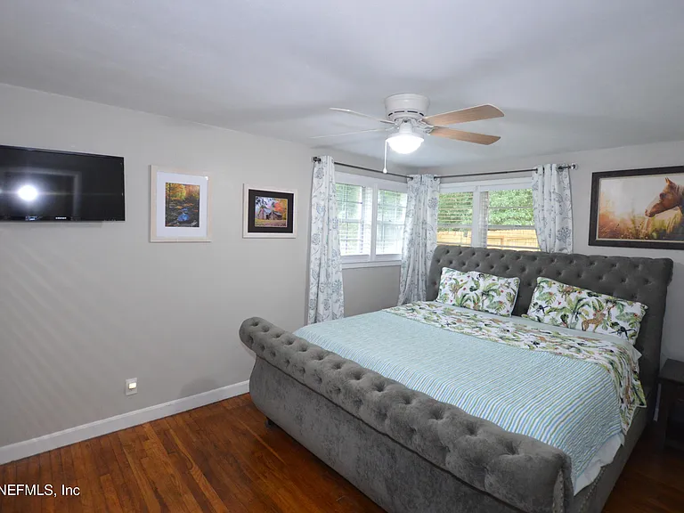 7004 Hyde Grove Ave — Photo 12