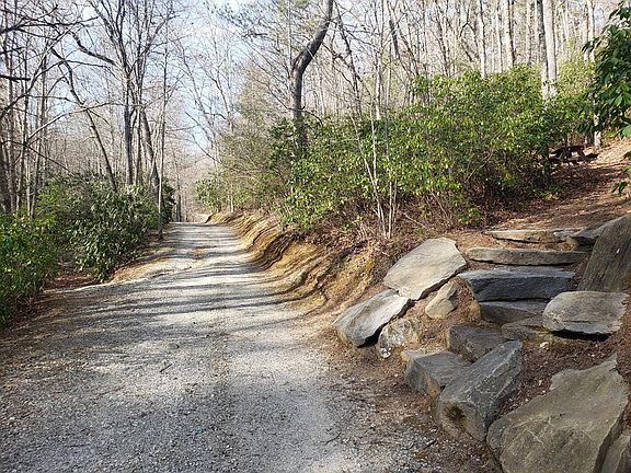 5th image of 37 Rainbow Trout Dr