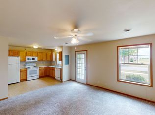 1409 Walton Dr UNIT 101, Ames, IA 50014